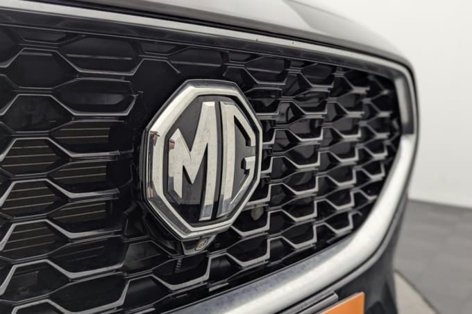 2025 Mg Mg Zs