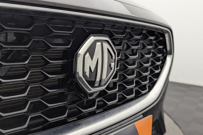 2025 Mg Mg Zs