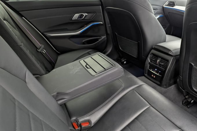 2025 BMW 3 Series