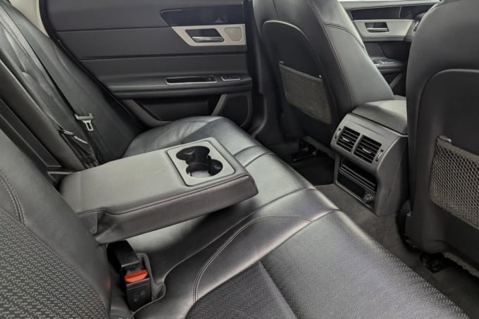 2025 Jaguar Xf