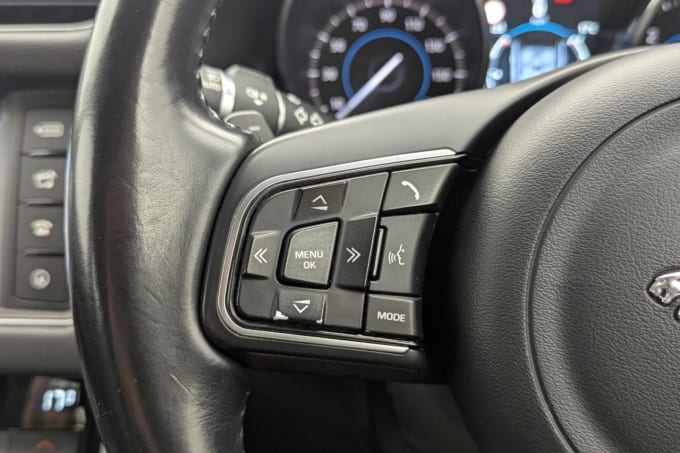 2025 Jaguar Xf