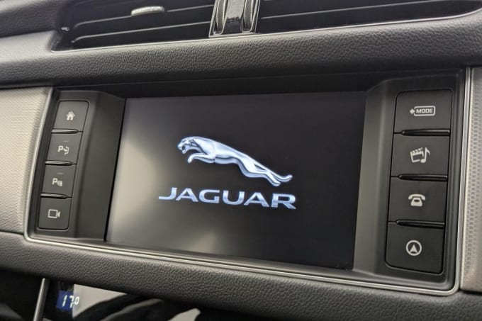 2025 Jaguar Xf