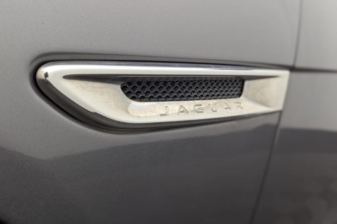 2025 Jaguar Xf