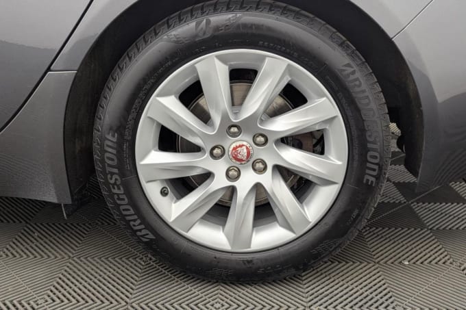 2025 Jaguar Xf