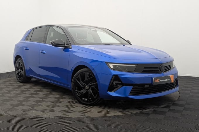 2025 Vauxhall Astra