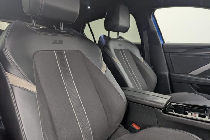 2025 Vauxhall Astra
