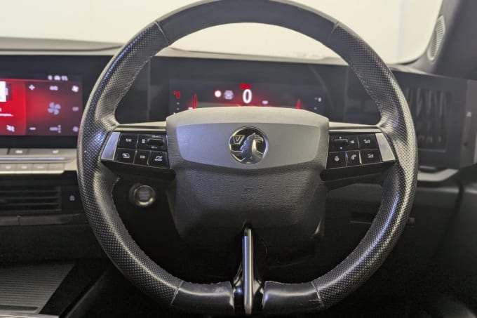 2025 Vauxhall Astra