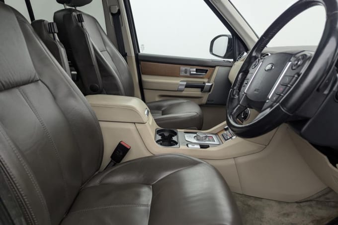 2025 Land Rover Discovery 4