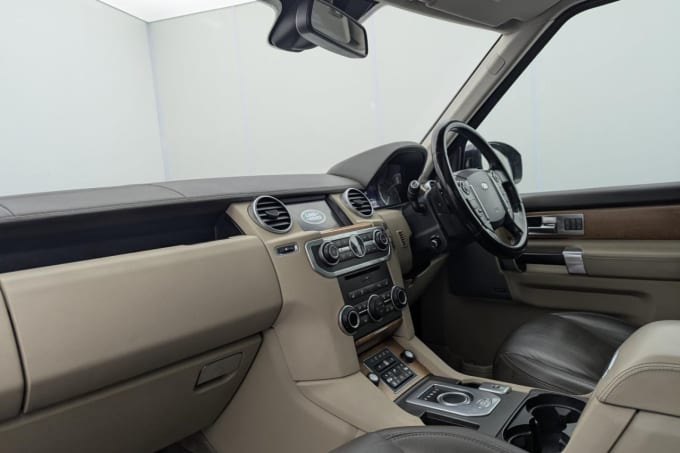 2025 Land Rover Discovery 4