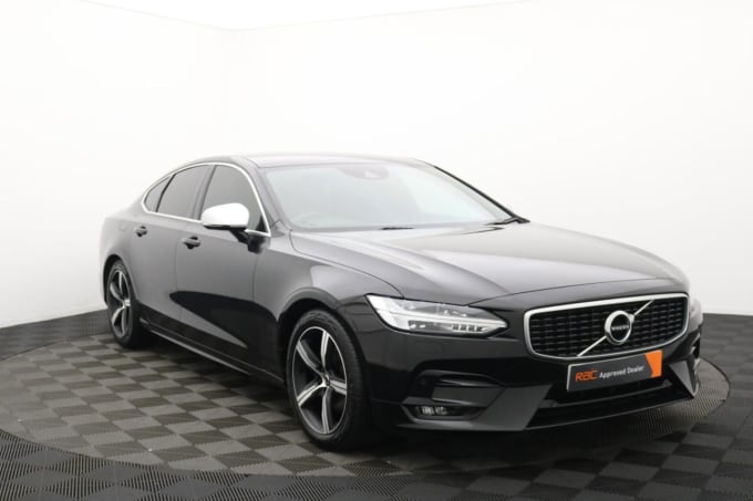 2025 Volvo S90