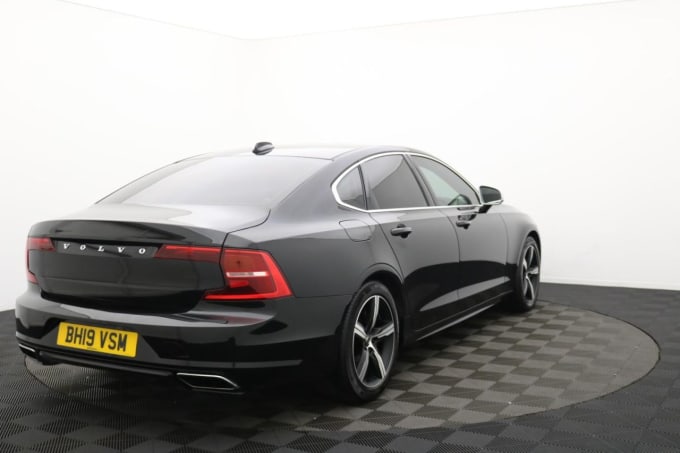 2025 Volvo S90