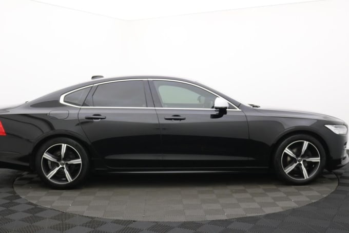 2025 Volvo S90