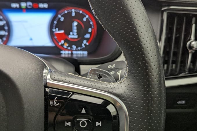 2025 Volvo S90