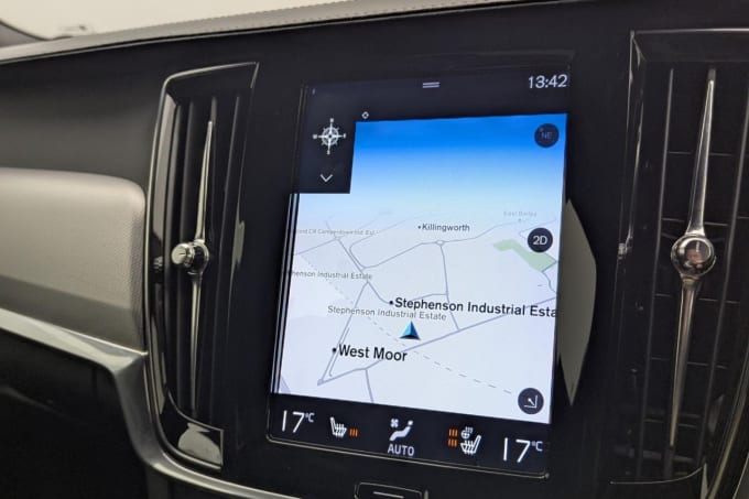 2025 Volvo S90