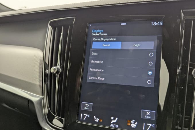 2025 Volvo S90