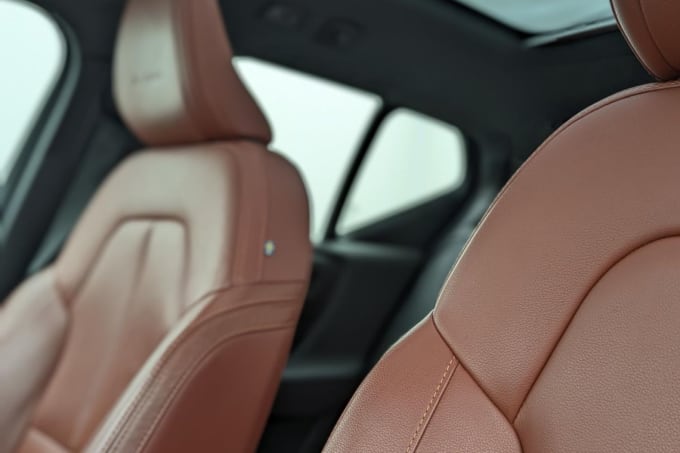2025 Volvo Xc40