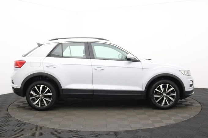 2025 Volkswagen T-roc