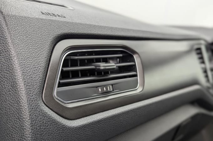 2025 Volkswagen T-roc