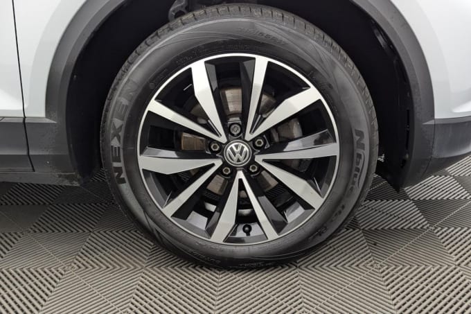2025 Volkswagen T-roc