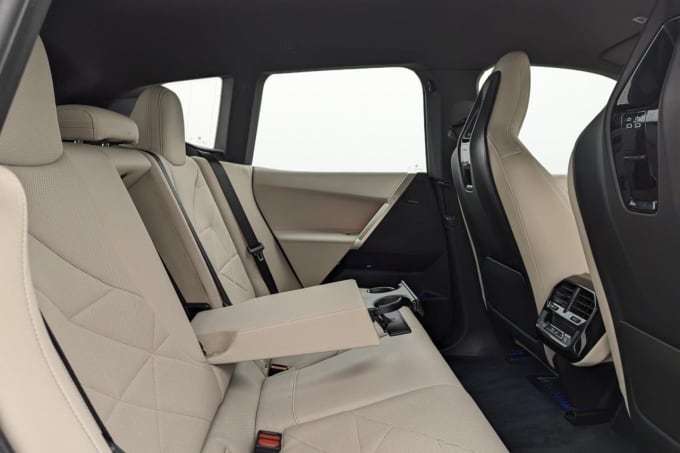 2025 BMW Ix