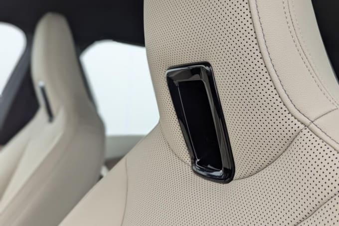 2025 BMW Ix
