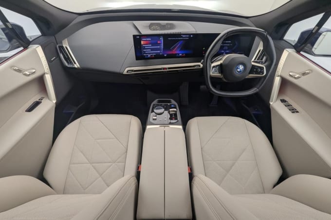 2025 BMW Ix