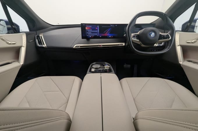 2025 BMW Ix