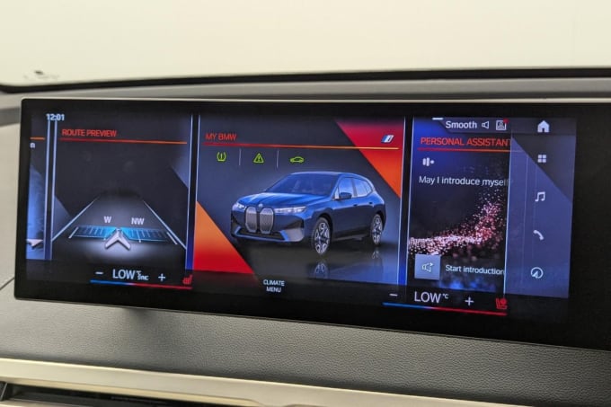 2025 BMW Ix