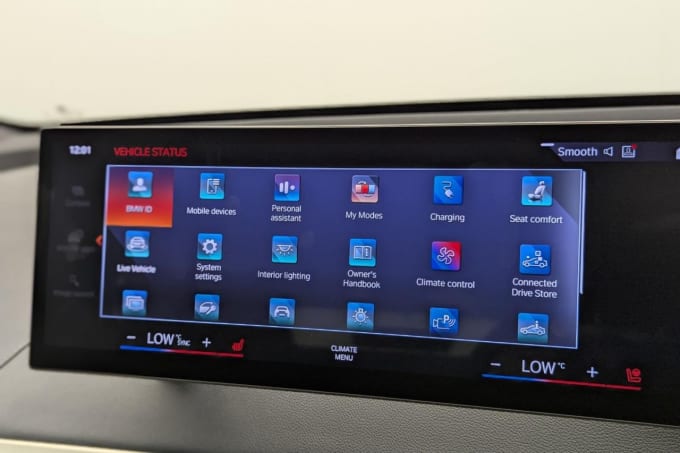 2025 BMW Ix