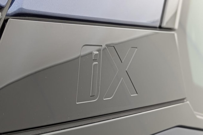 2025 BMW Ix