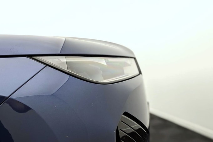 2025 BMW Ix