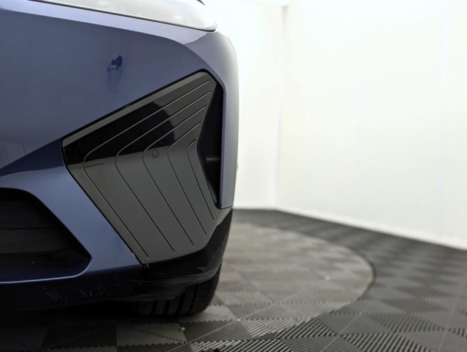 2025 BMW Ix