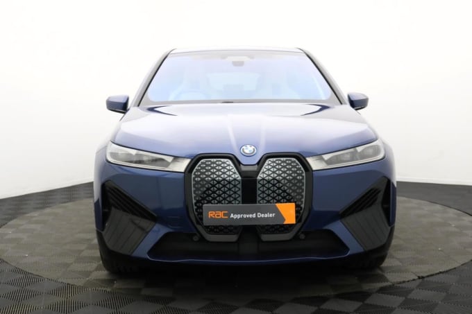 2025 BMW Ix