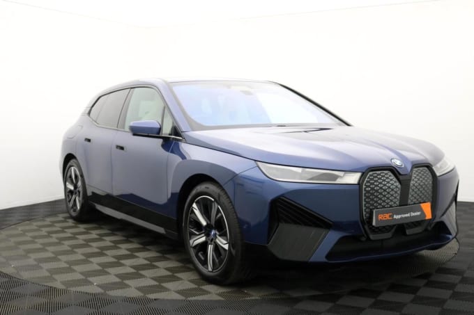 2025 BMW Ix