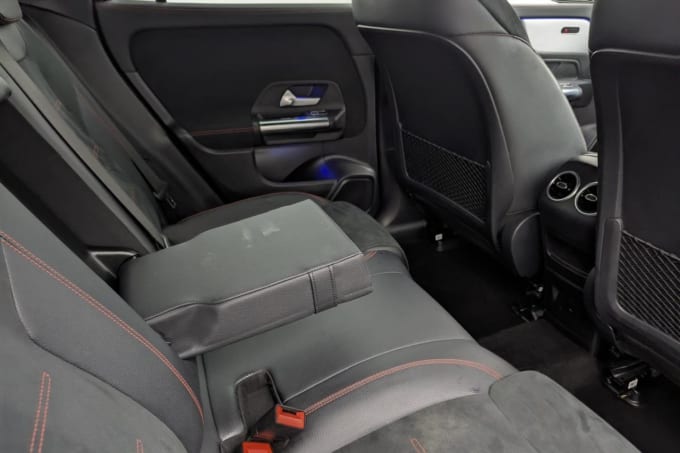 2025 Mercedes-benz Eqa
