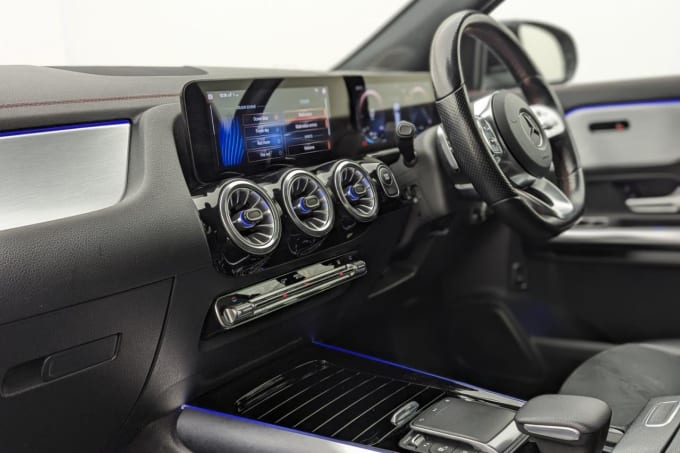 2025 Mercedes-benz Eqa