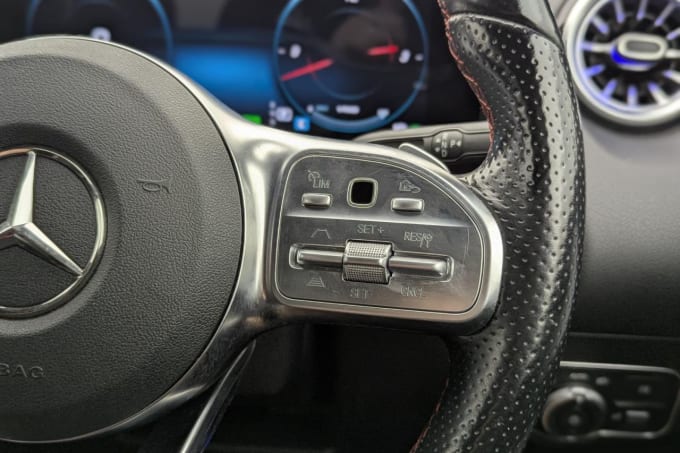 2025 Mercedes-benz Eqa
