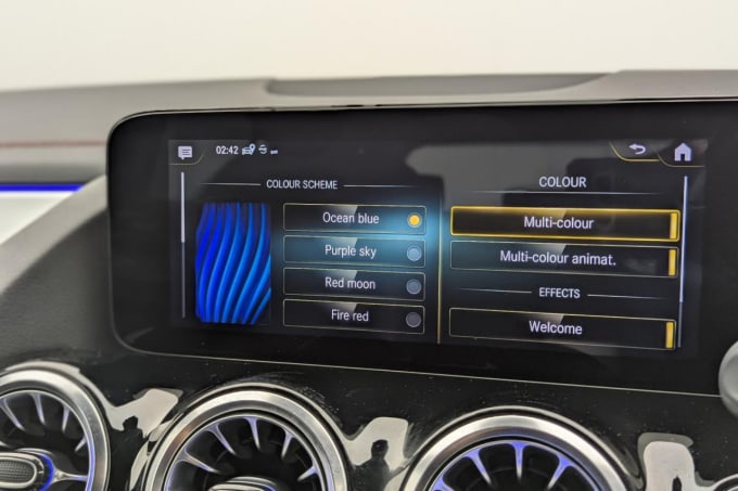 2025 Mercedes-benz Eqa