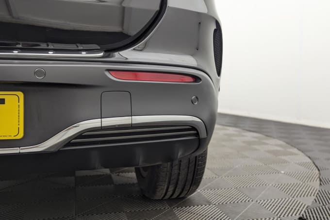 2025 Mercedes-benz Eqa