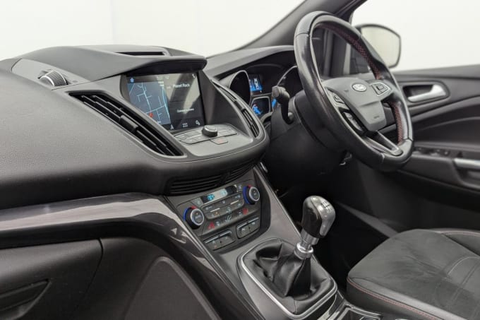 2025 Ford Kuga