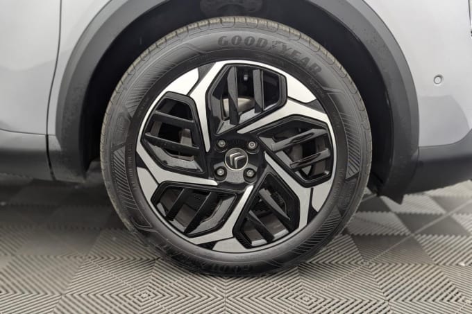 2025 Citroen C4