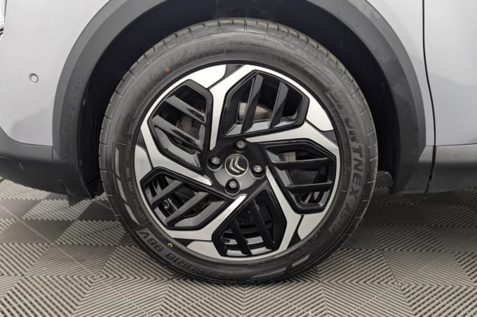2025 Citroen C4