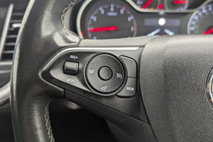2025 Vauxhall Grandland X