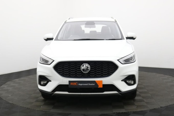 2025 Mg Mg Zs