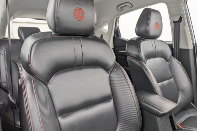 2025 Mg Mg Zs