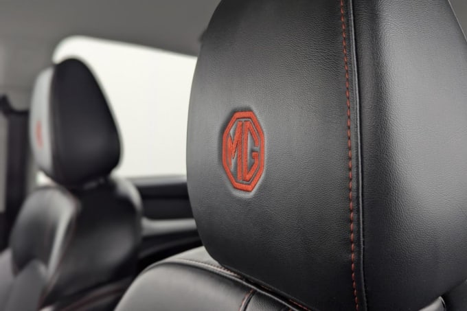 2025 Mg Mg Zs