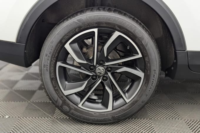 2025 Mg Mg Zs