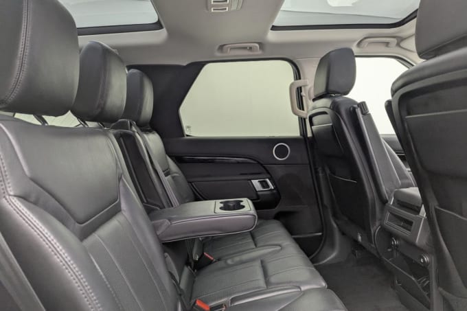 2025 Land Rover Discovery