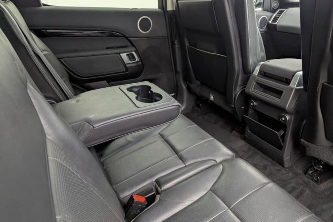2025 Land Rover Discovery