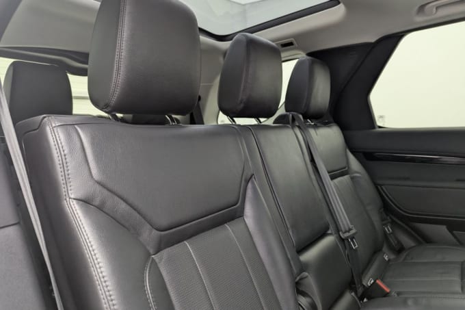 2025 Land Rover Discovery